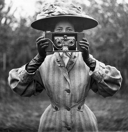 PHOTO PSYCHIC Reading